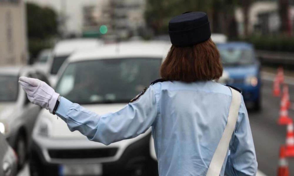 Απόπειρα χρηματισμού αστυνομικού στην περιοχή της Γραβιάς